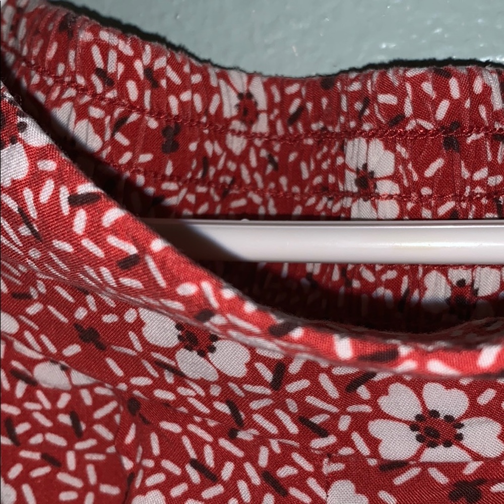 Shorts - Picture 3 of 3